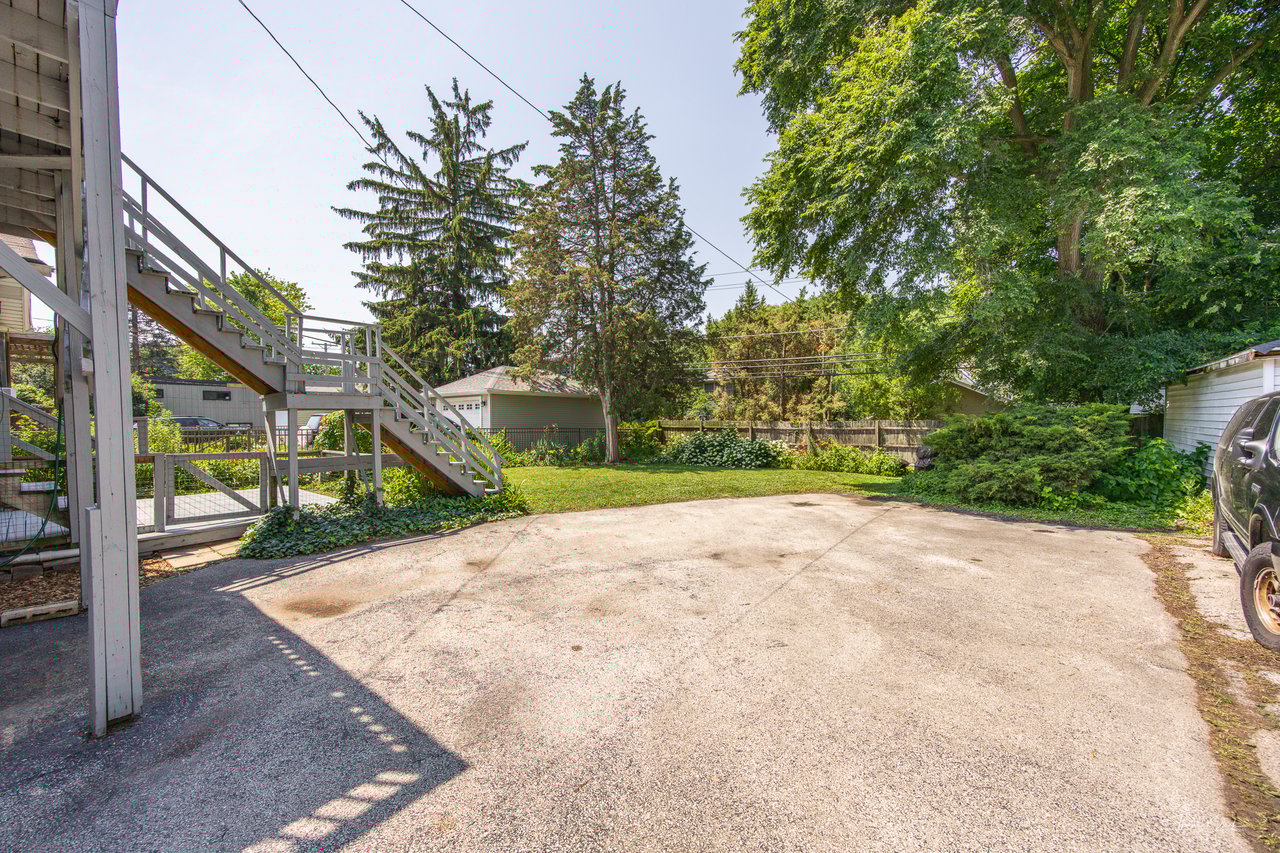4716 Main Street
