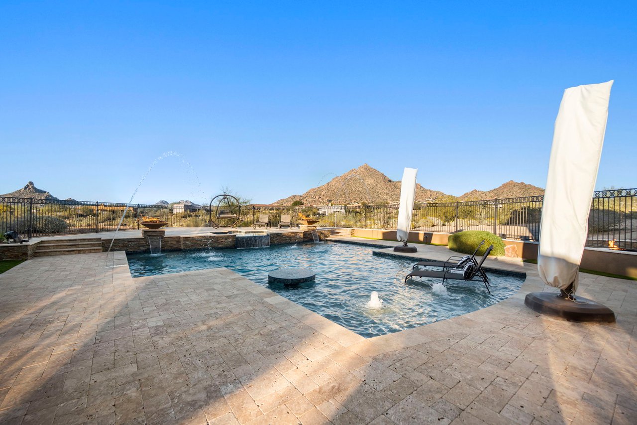 10570 E Pinnacle Peak Road