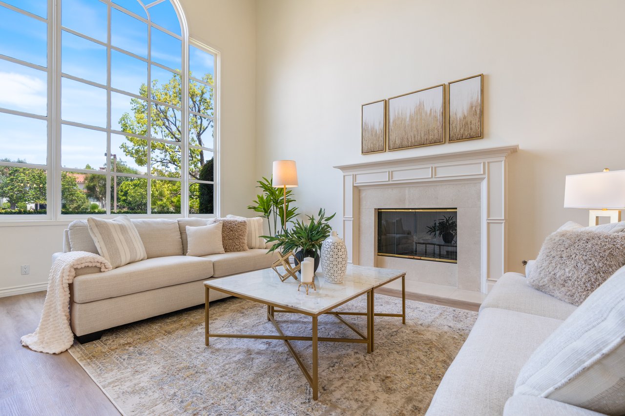 20 Meadow Wood Drive