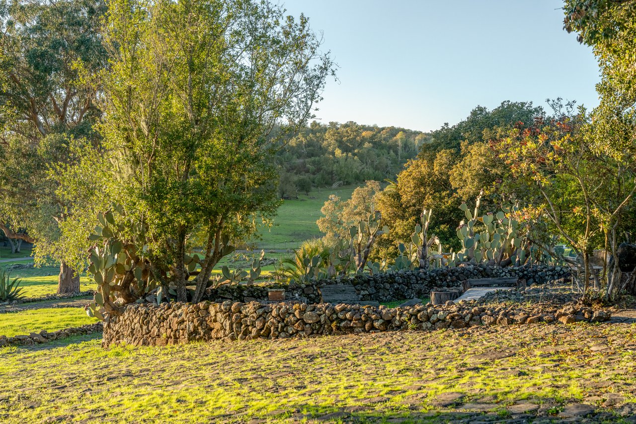 5100 Lovall Valley Loop Rd. 