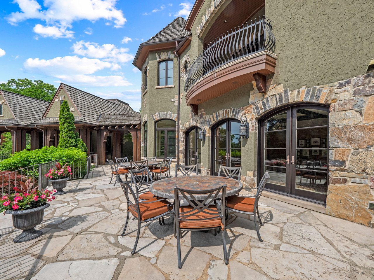 26565 Scenic Drive