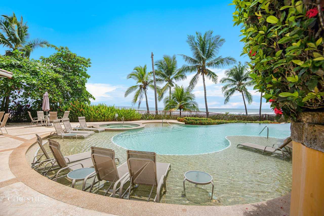 Vista Las Palmas – Executive Oceanfront Penthouse 11B