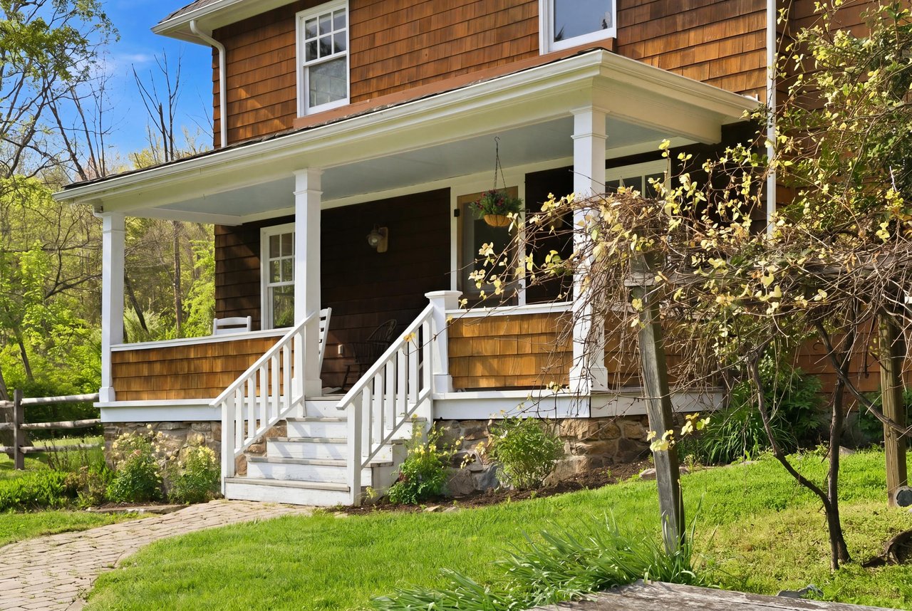 12 COLD SPRINGS ROAD