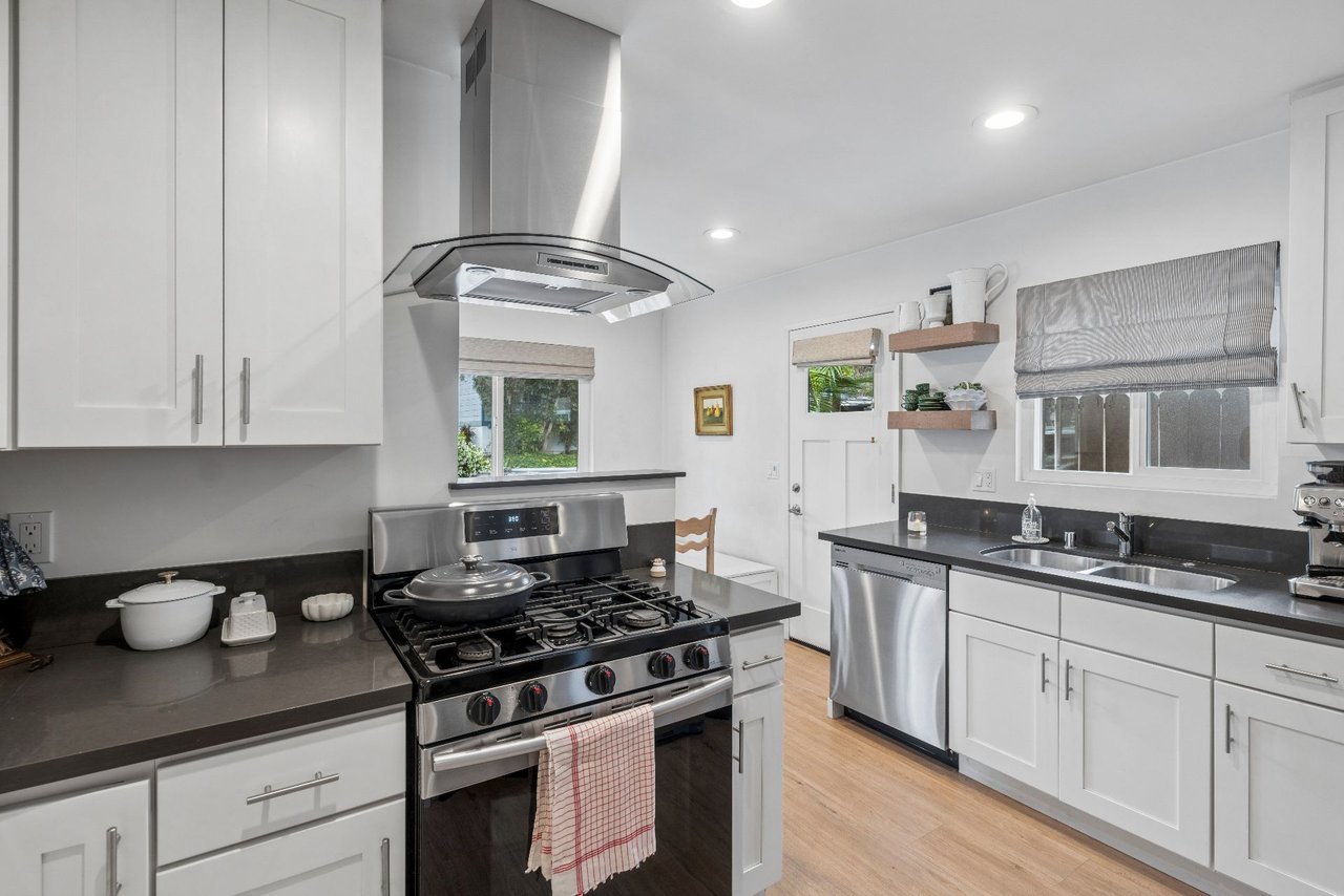 782 W 18th Street