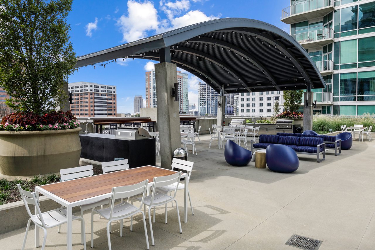 943 Peachtree Street NE Unit 913