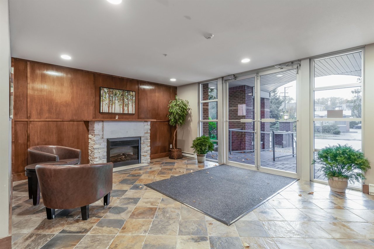 111-2330 Wilson Ave