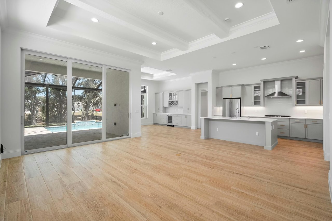 4226 Lucaya Pointe Wy