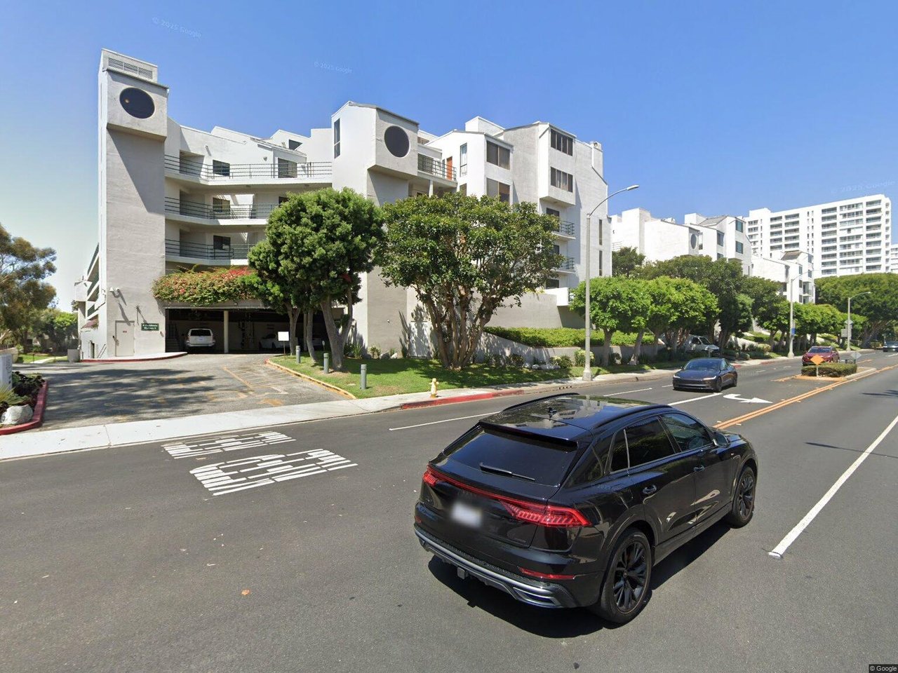 2910 Neilson Way UNIT 601