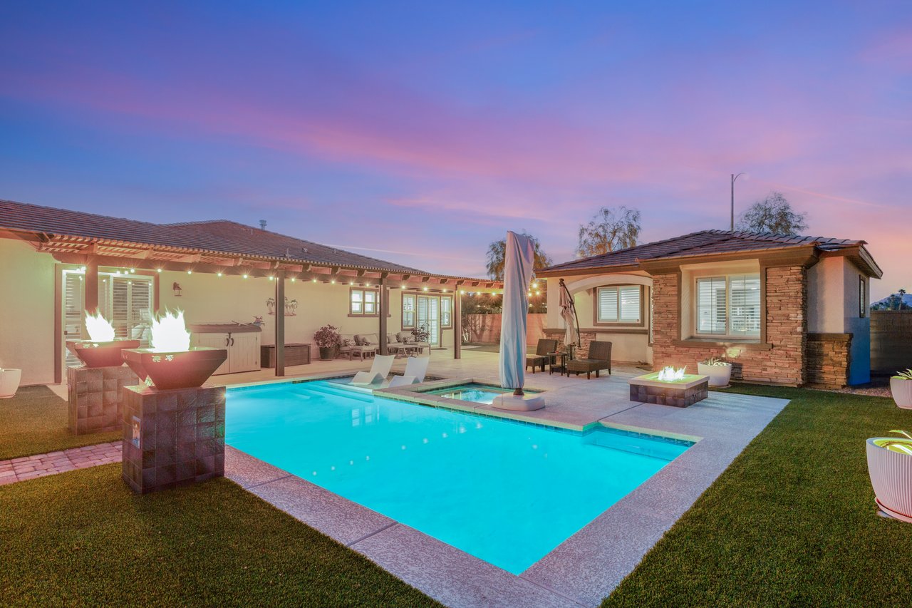 7165 North Grand Canyon Drive