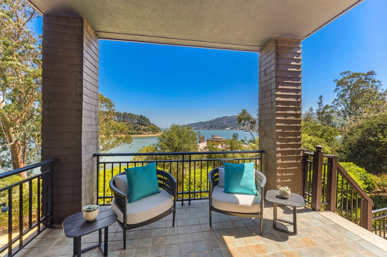 62 De Silva Island Drive Mill Valley