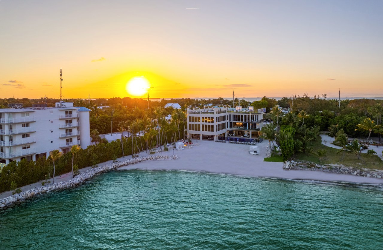 Chateau On The Ocean