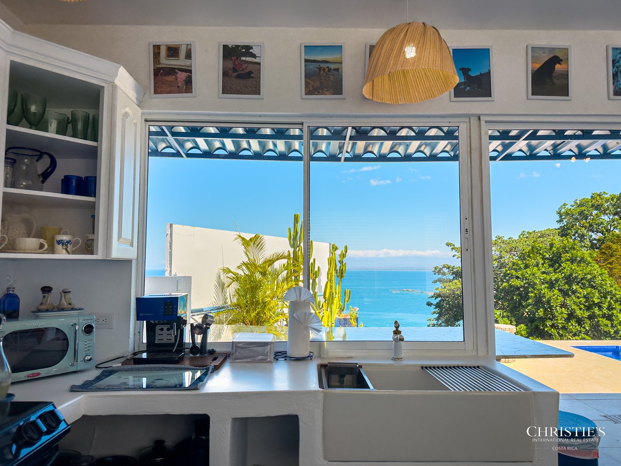 Casa Serena Stunning Ocean View Villa in Punta-Leona Beach