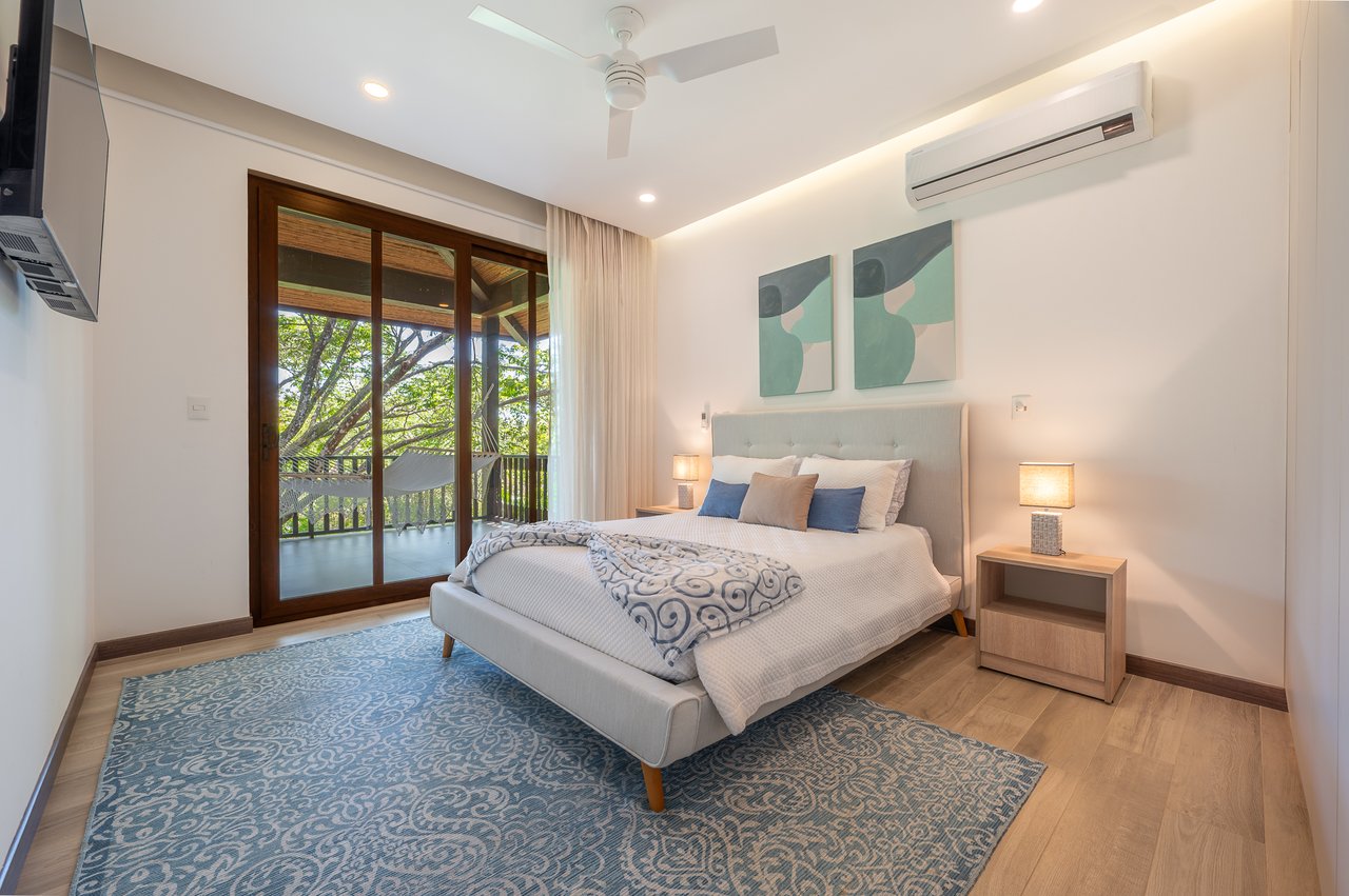 Malinches 27 A/B | Turnkey 6-Bedroom Duplex Investment in Hacienda Pinilla