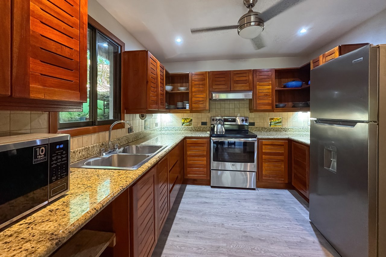 Casa Hermanas: Jungle Retreat with Pool, Guest Studio & Income Potential for Sale in Manuel Antonio