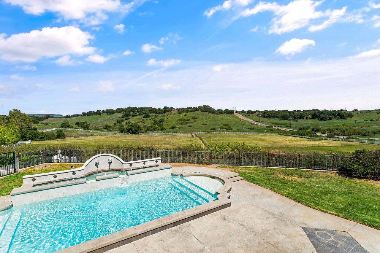 41653 Oak Trail Court