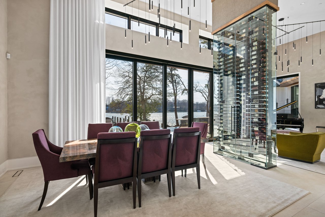 ANNAPOLIS WATERFRONT HOME | LAKE OGELTON WATERFRONT WITH CHESAPEAKE BAY ACCESS