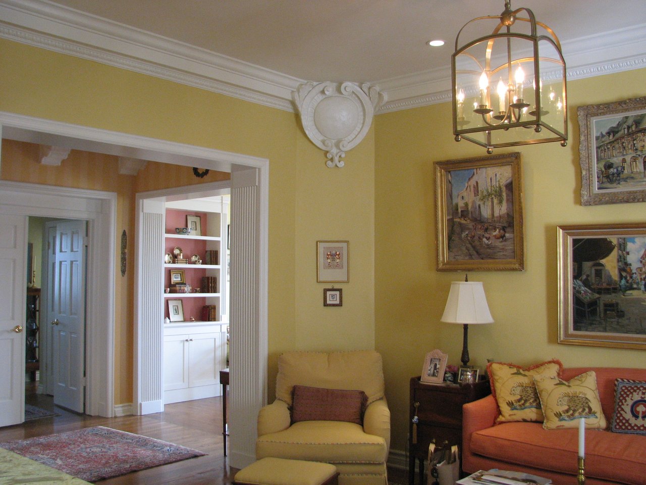 308 N Sycamore Ave #408