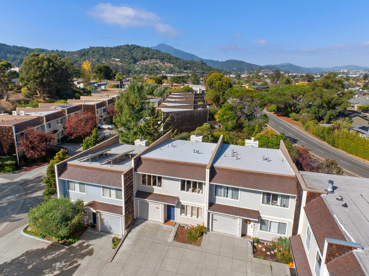 Private and Inviting Townhome