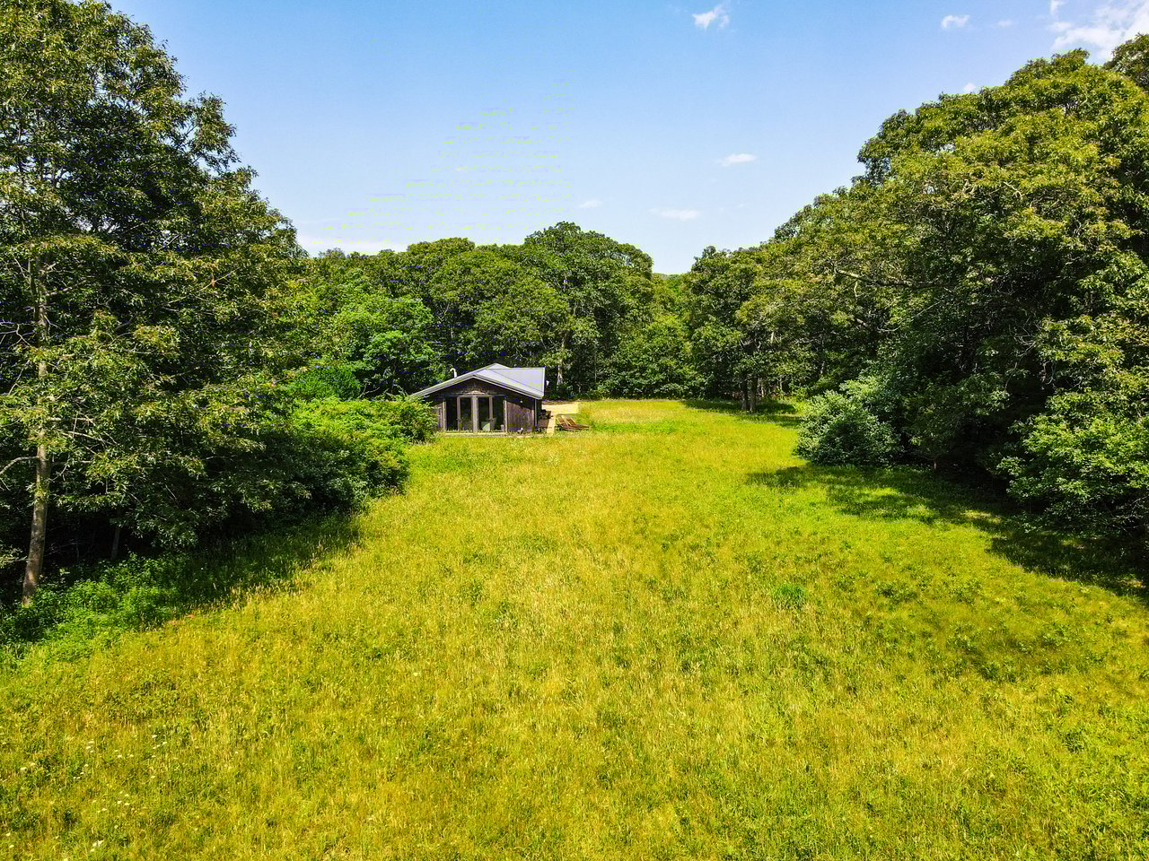 31 Josiah Sachem Way