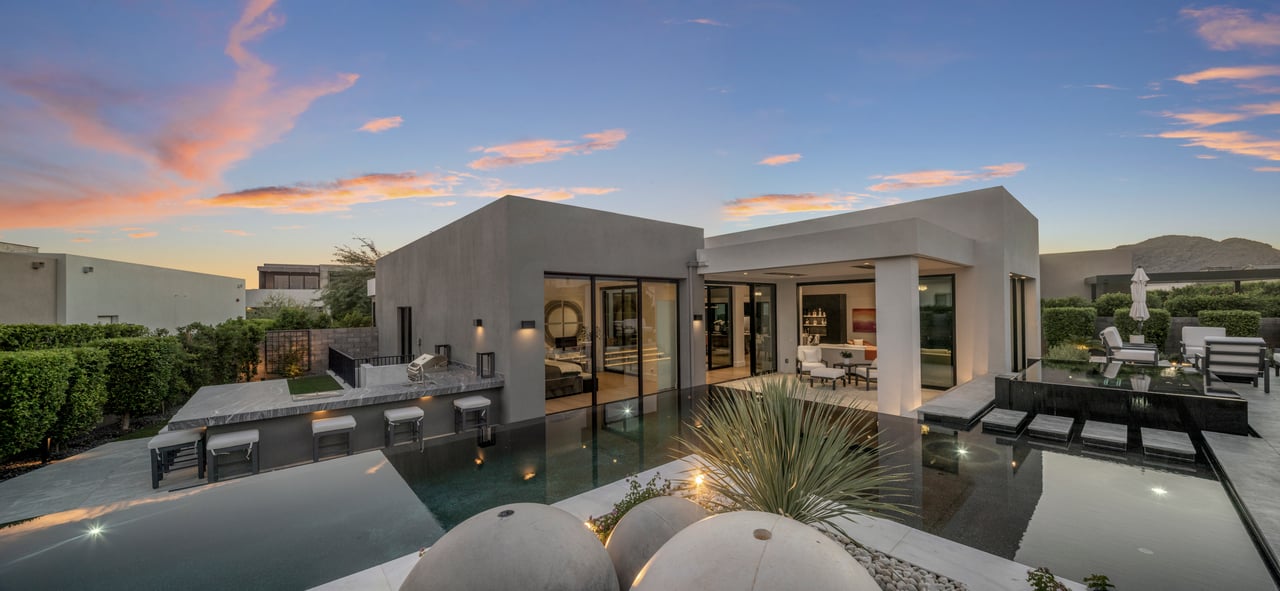 6914 E Cactus Wren Road