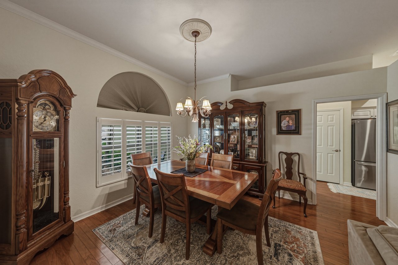 12215 WOODLANDS CIR