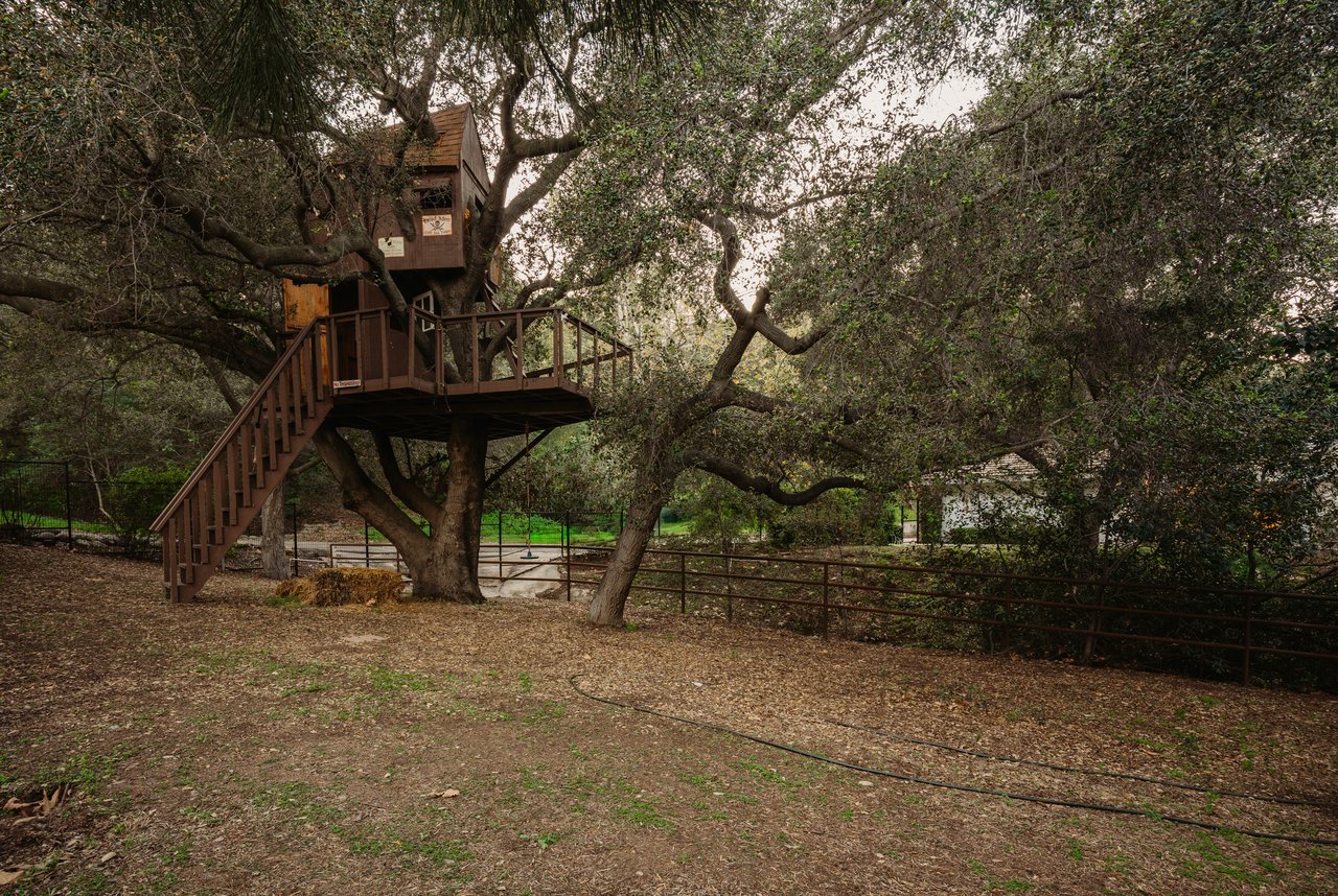 7817 E. Sandberg Lane