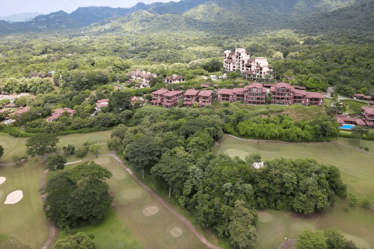 Bougainvillea 4211 | Ocean-View 3-Bedroom Condo in Reserva Conchal