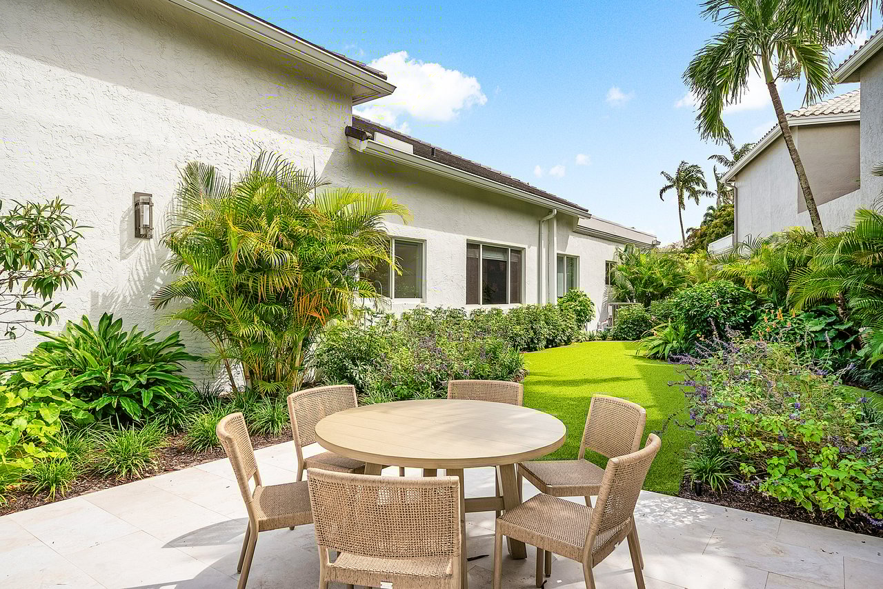 17311 Bridleway Trail