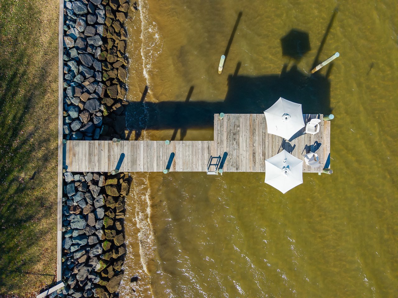 CHESTER RIVER WATERFRONT | 806 MONROE MANOR ROAD