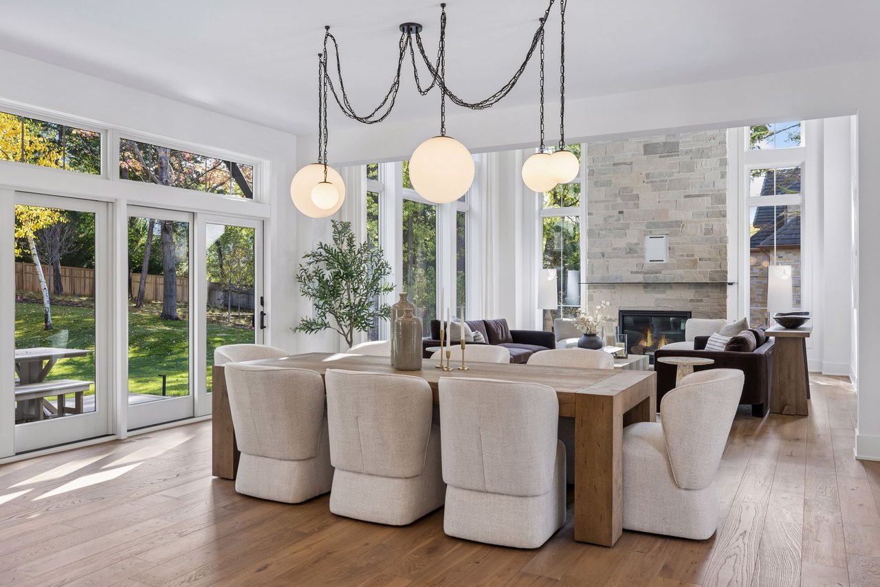 4909 Rolling Green Pkwy, Edina