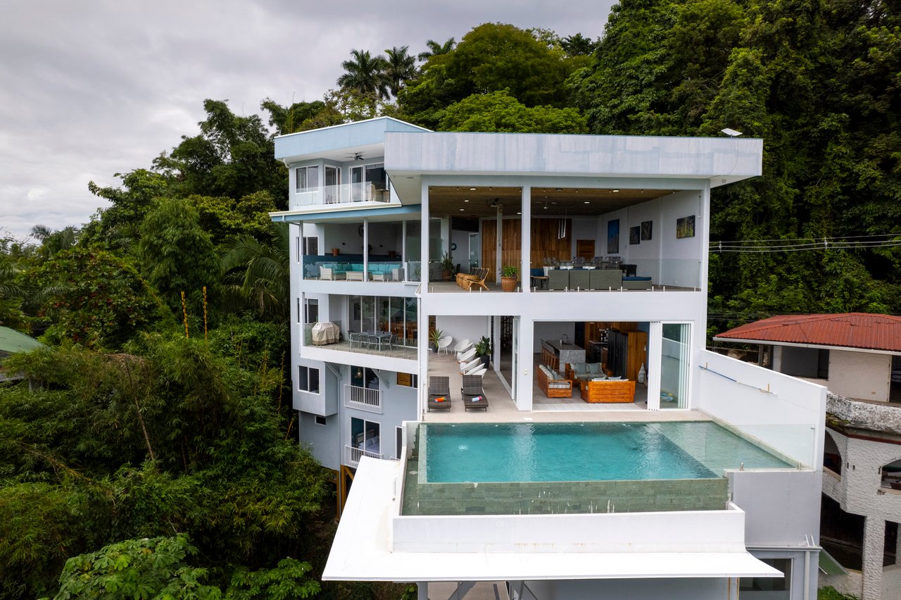 Luxury Income Producing Villa Costa Vida in Manuel Antonio
