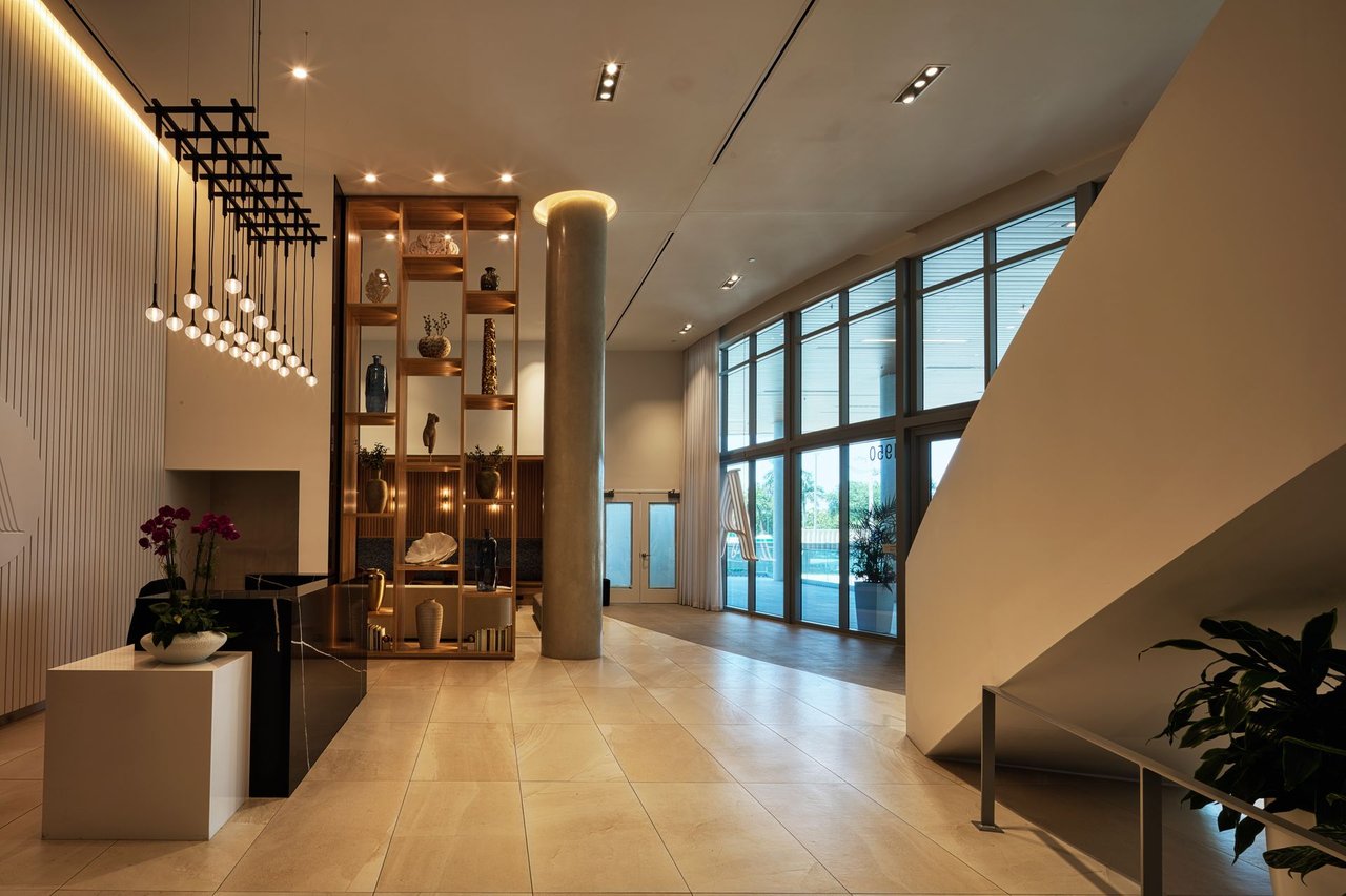 Ascent at Metropolitan Naples