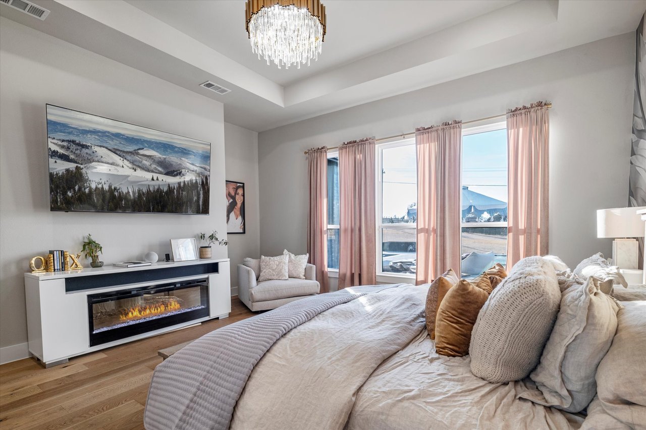 Modern Luxury at 1414 Tucker