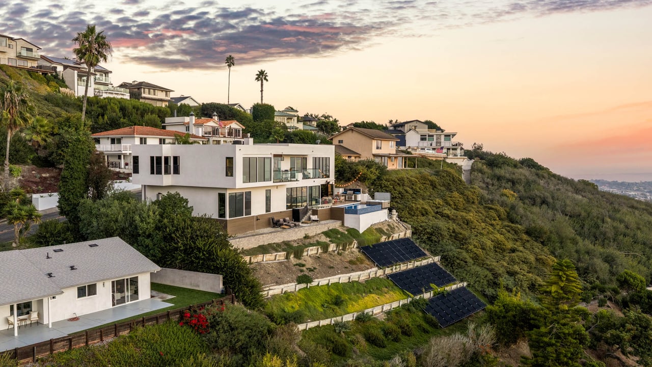 606 E Avenida San Juan