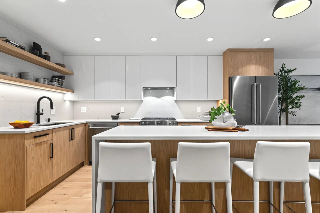 288 E 6th Street #410