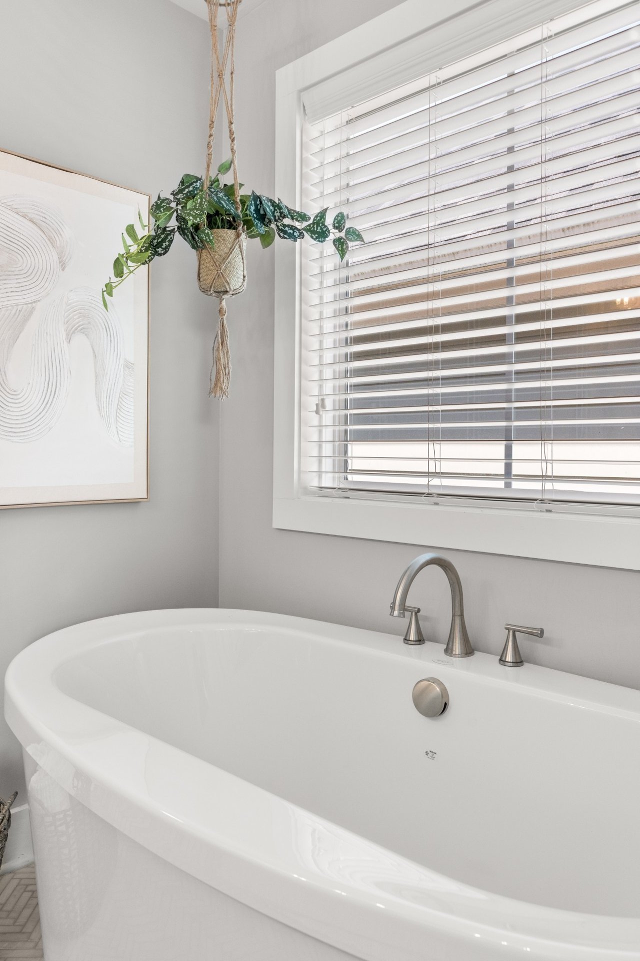 6117 California Ave #B