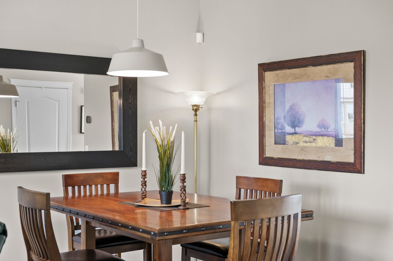 139 Country Hills Gardens NW