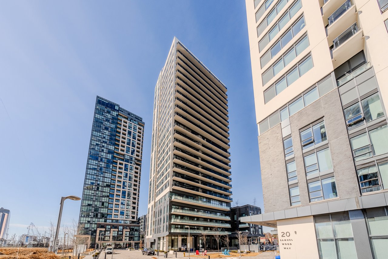 1112-30 Samuel Wood Way