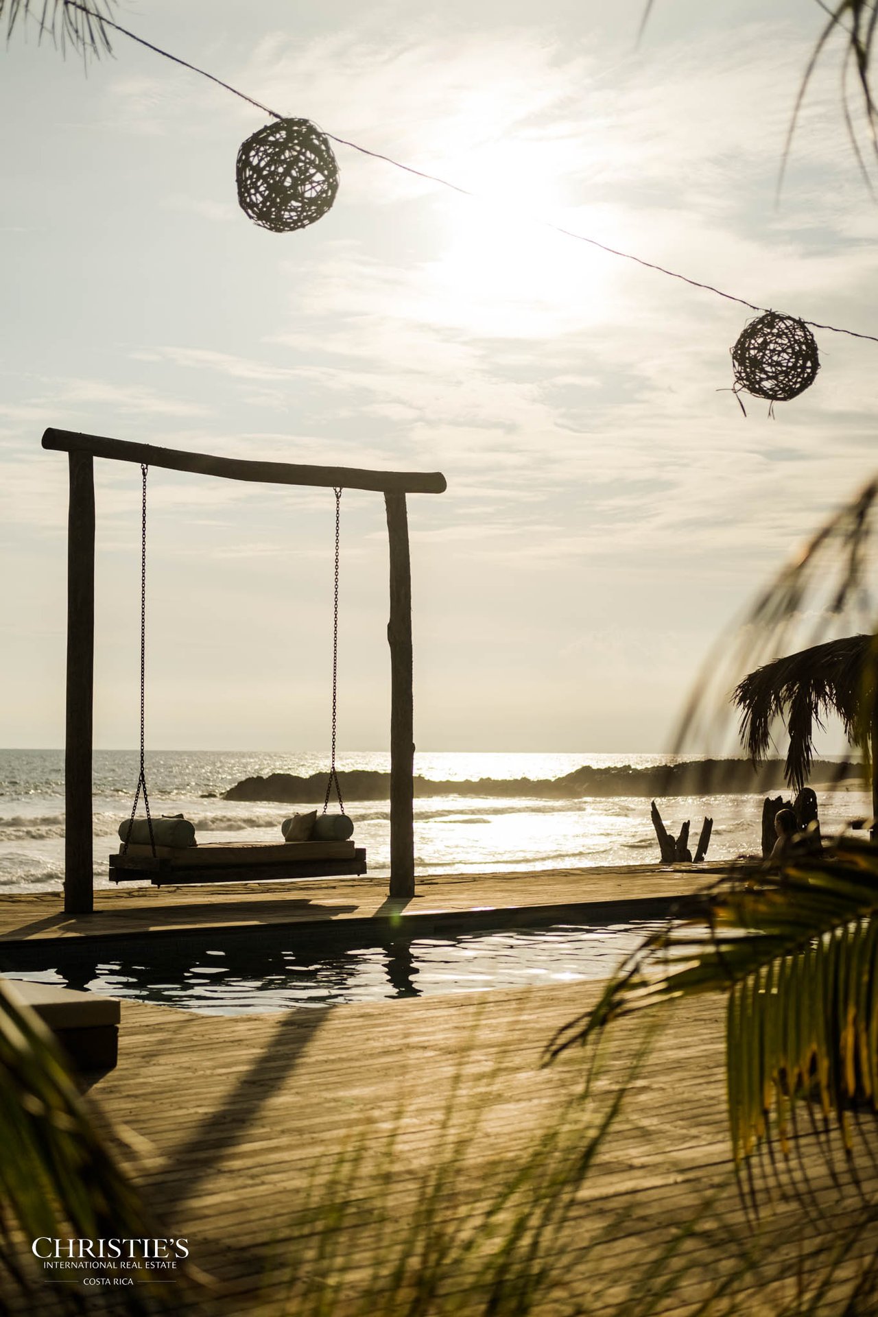 Mandla Boutique Coastal Retreat with World-Class Surf