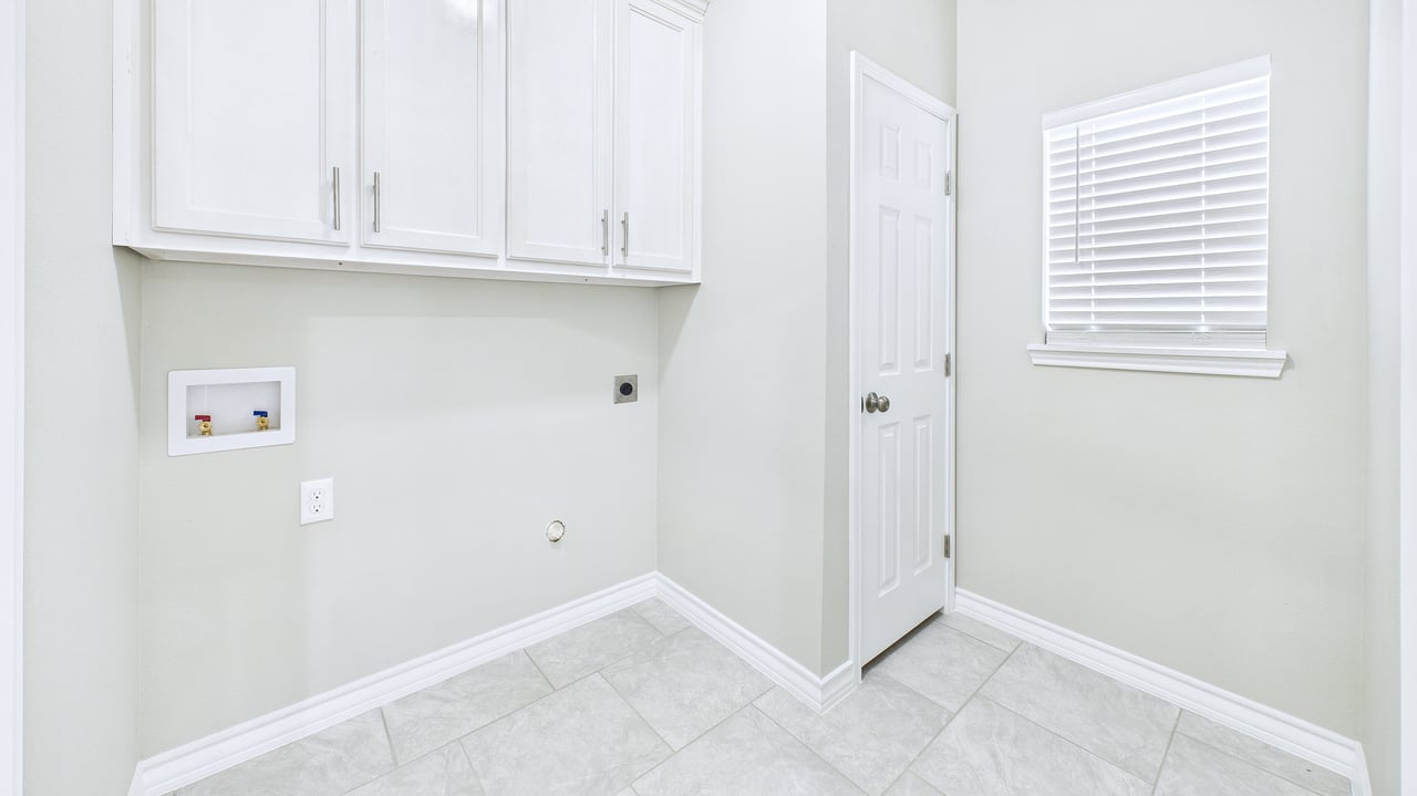 211 W A St