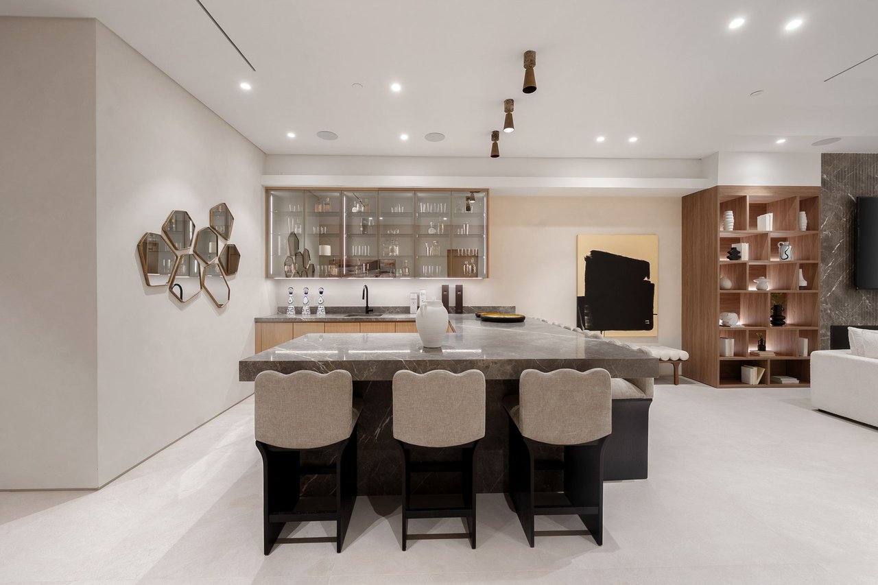 528 Marguerita Avenue