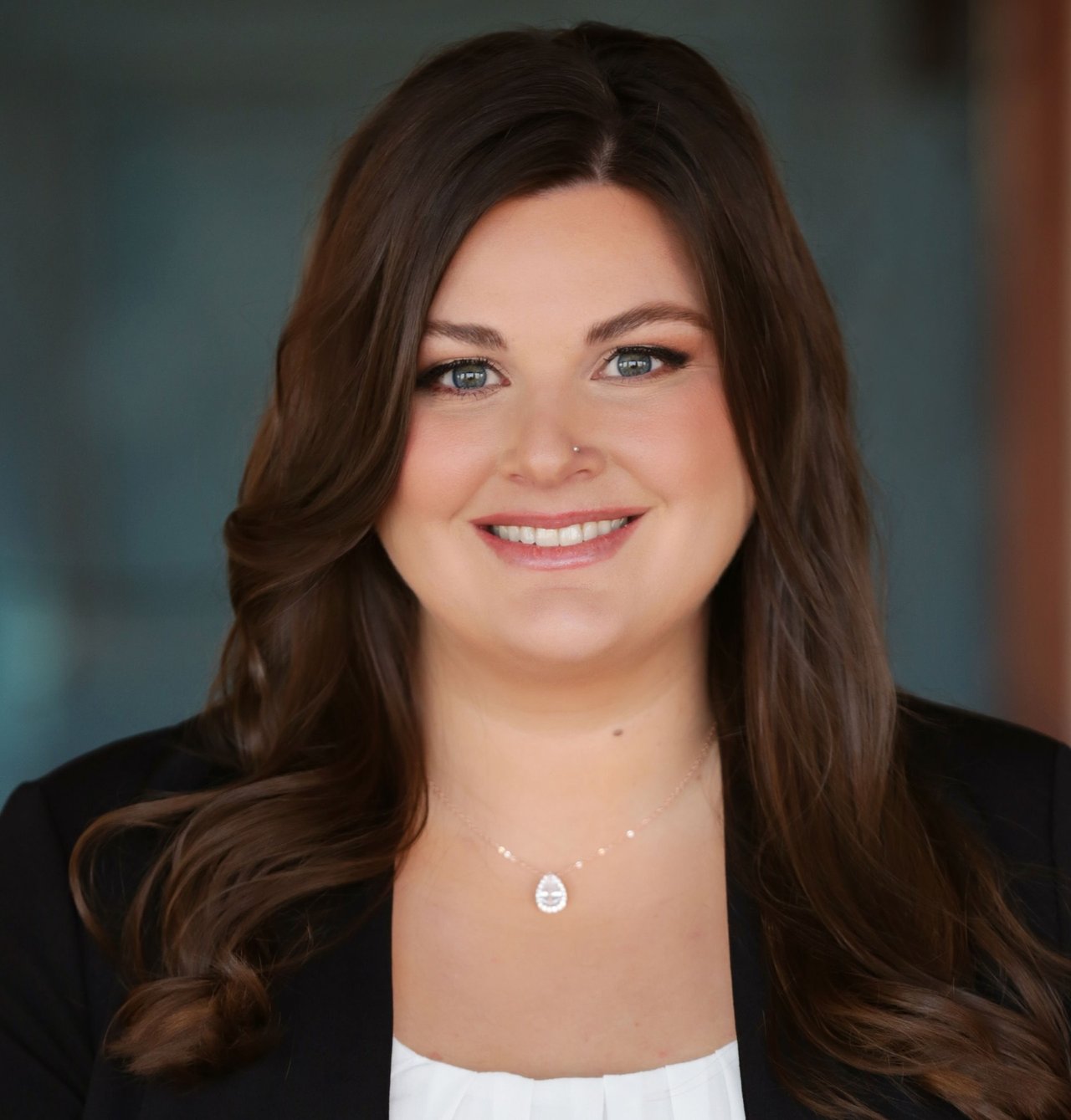 Heather Brown Kansas City, MO Real Estate Agent Headshot