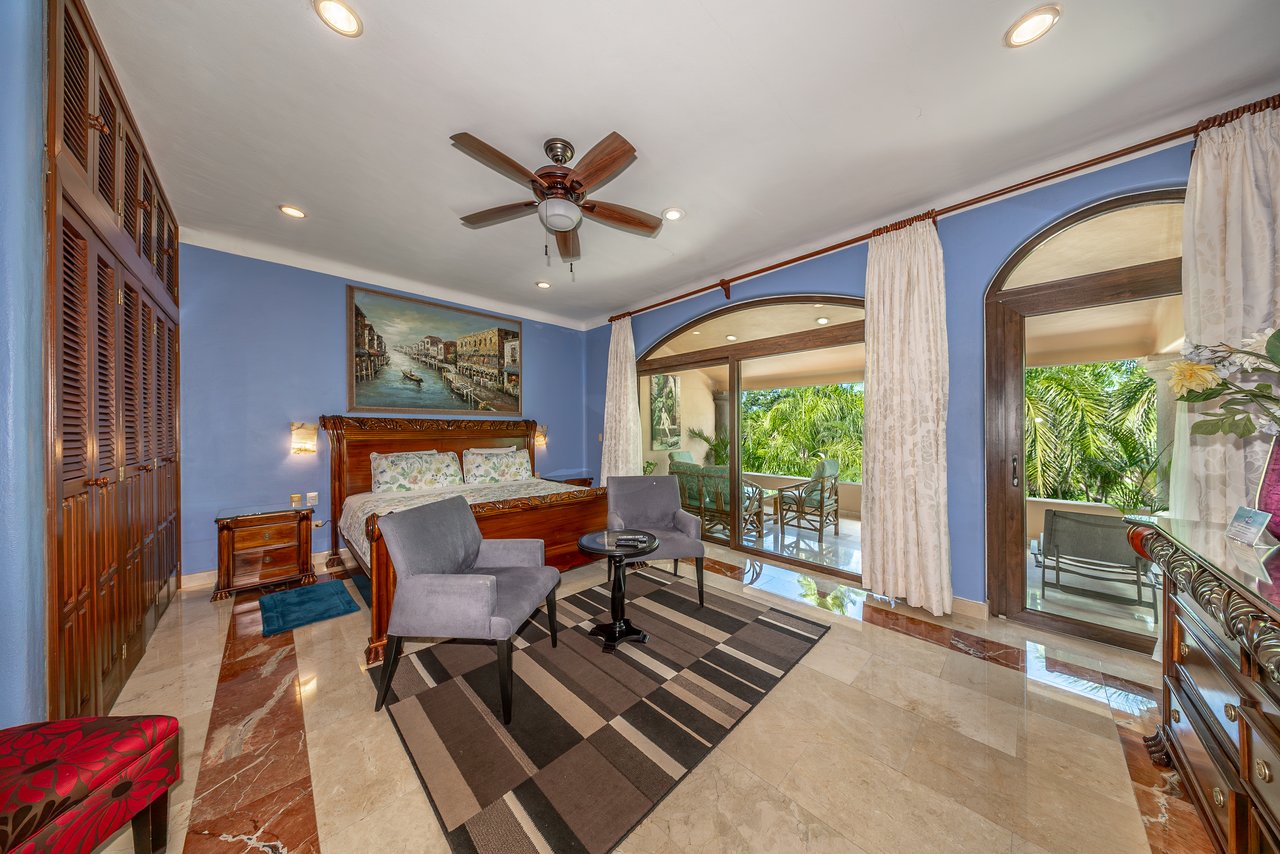 Villa Orquídea Puerto Aventuras | Golf-Front Luxury Estate