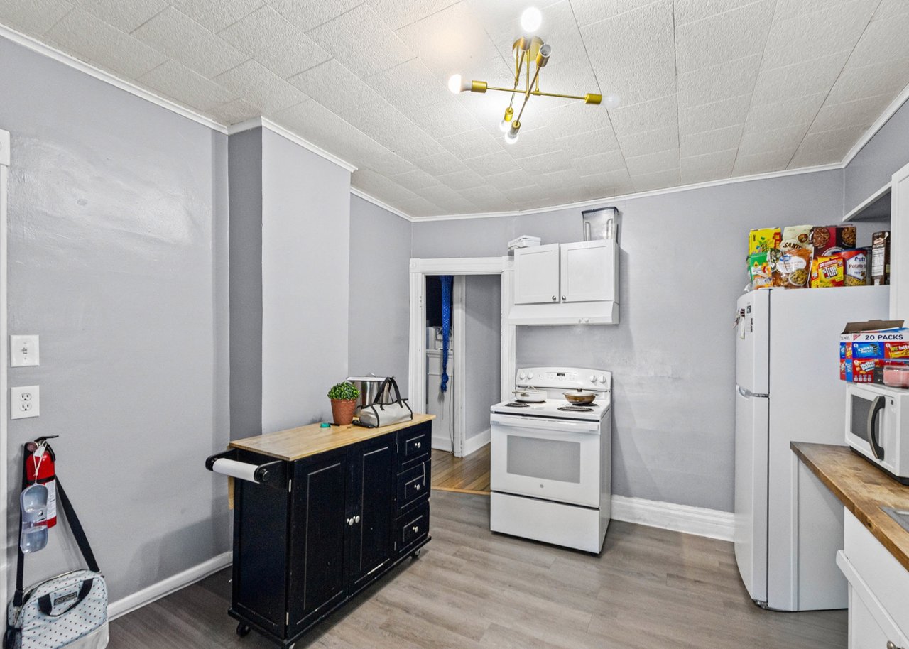 194-196 Pulteney St Geneva NY | 2-Unit Duplex for Sale