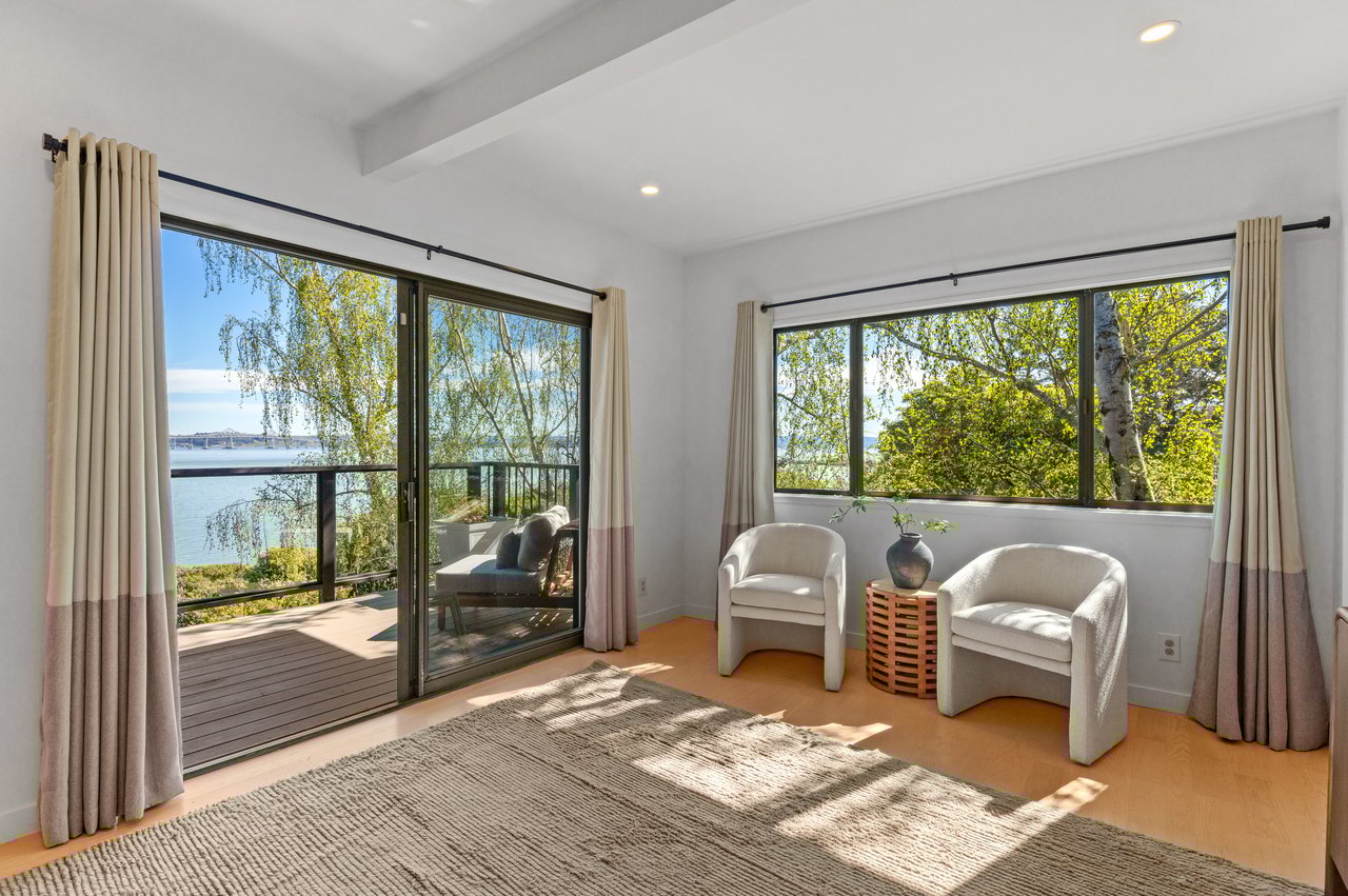 Gated View Residence on the Water