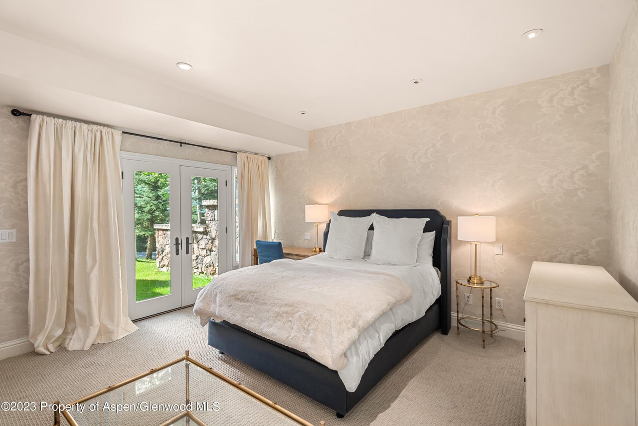 1044 Horse Ranch Drive