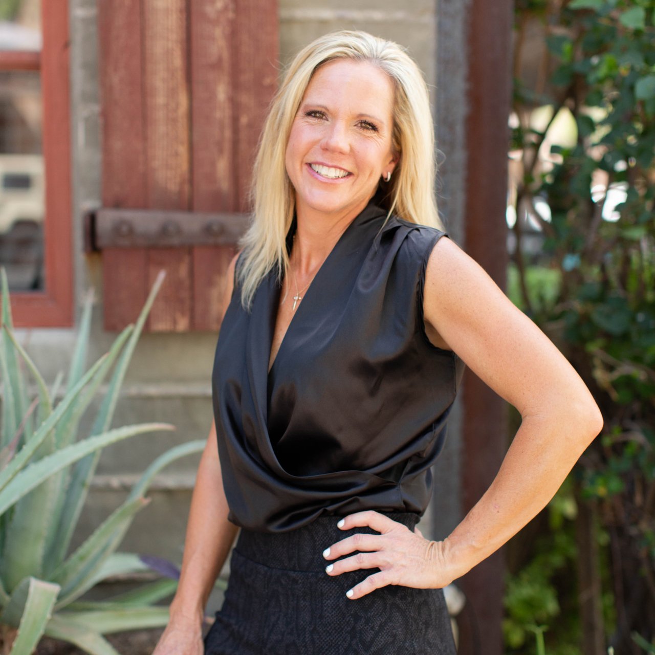Cassandra Cornwell Scottsdale, AZ Real Estate Agent Headshot