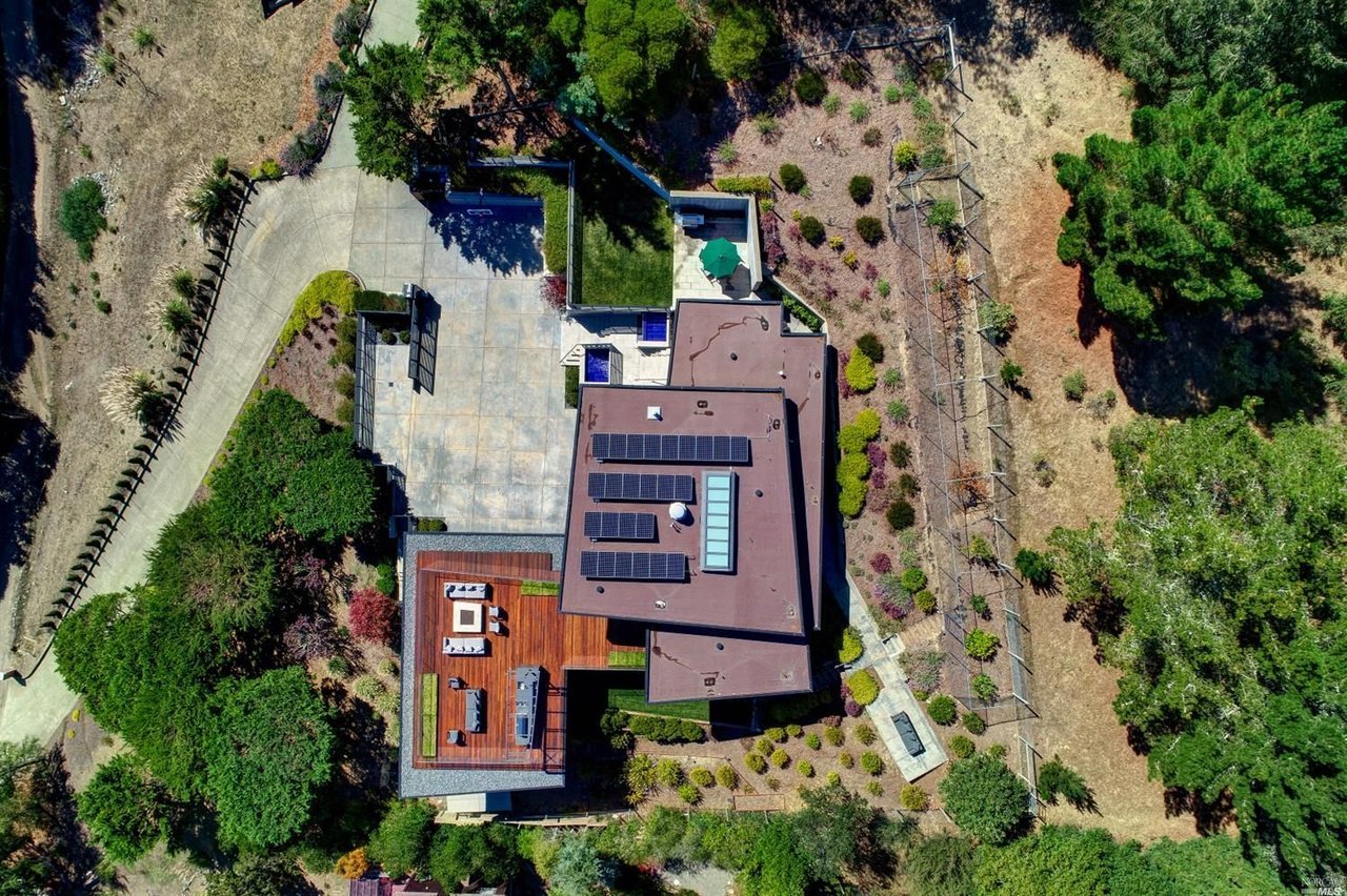9 Walsh Dr