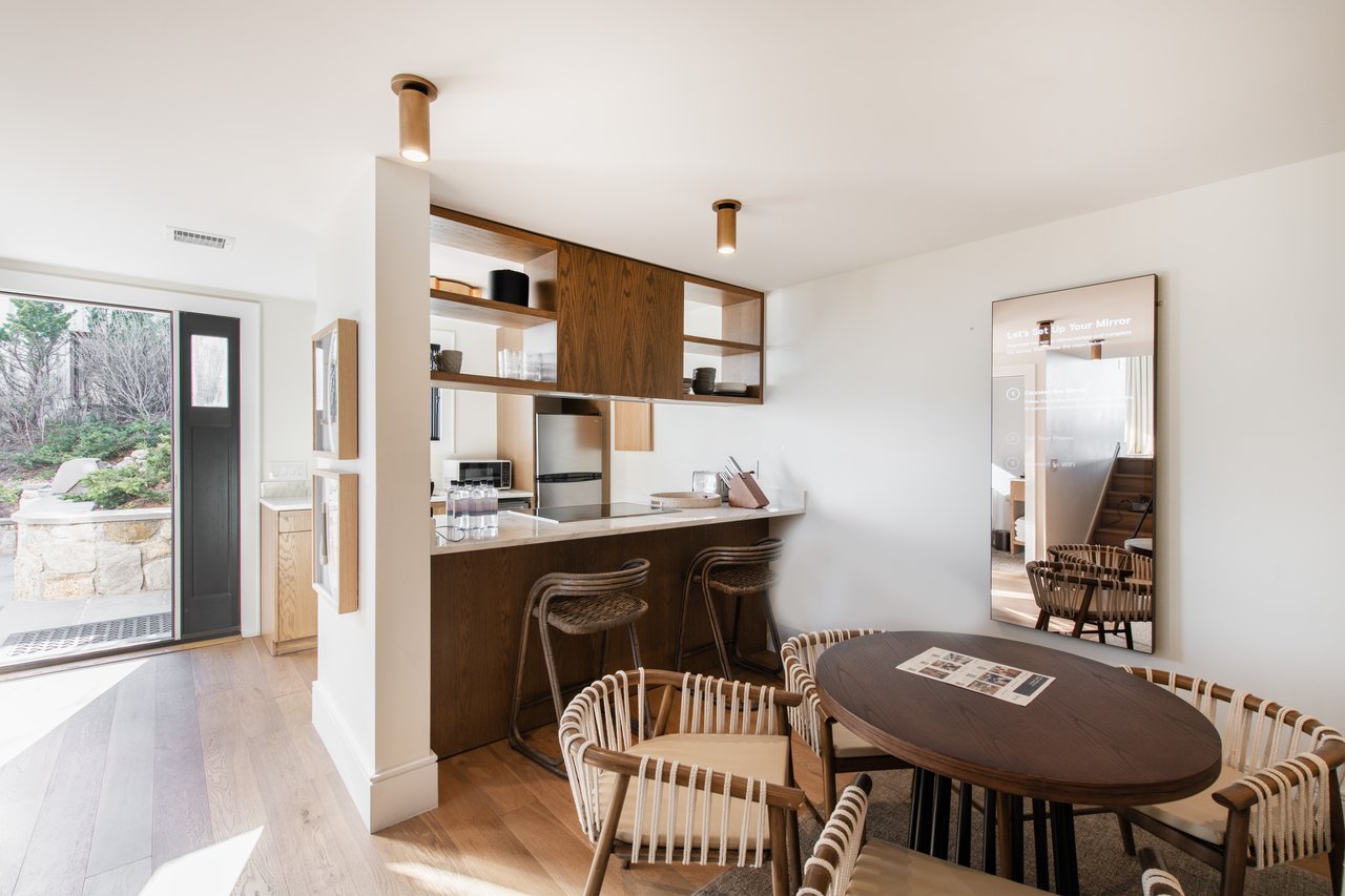 272 Old Montauk Highway, Cottage 1