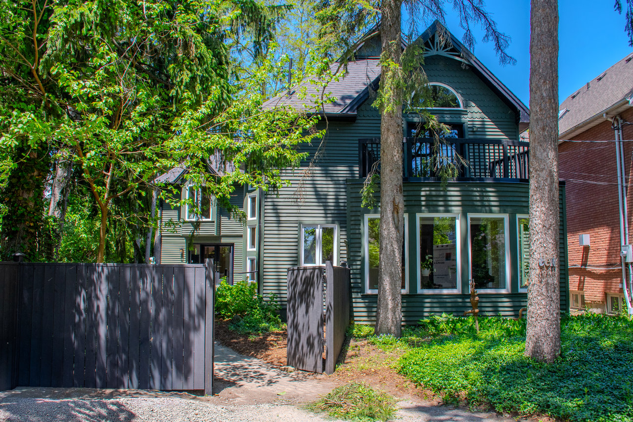 10 Springbank Ave